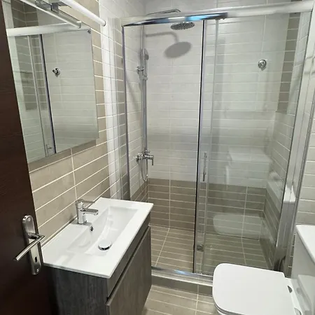 Icon Apartment