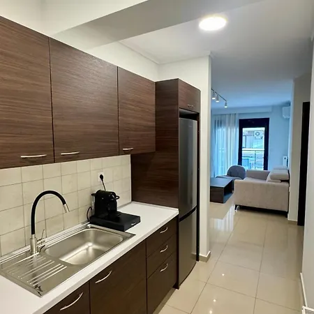 Icon Apartment *